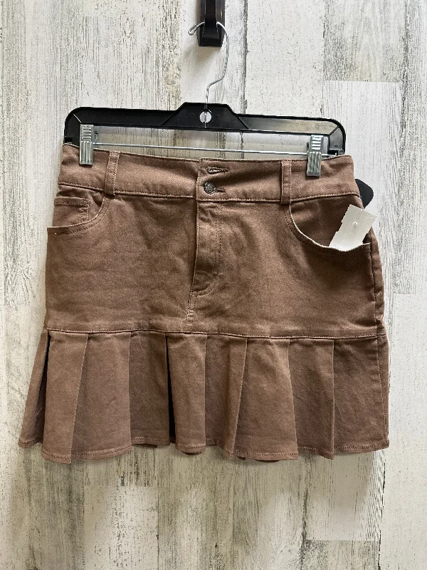 Brown Skirt Mini & Short Hollister, Size 6