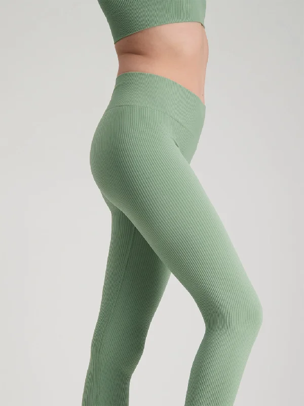 The Hero Legging | Frosty Green